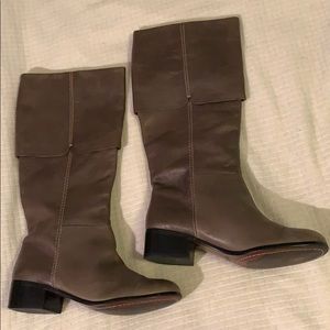 No 704b gray leather block heel contrast stitch